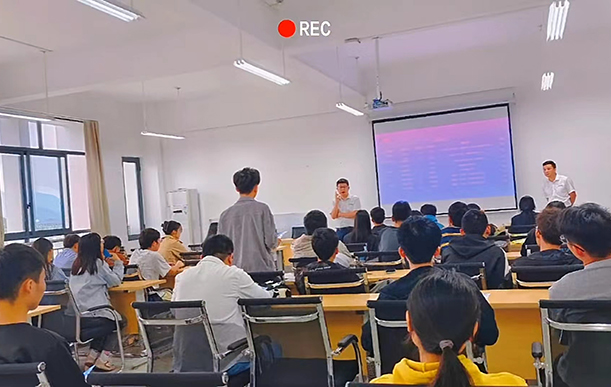 校企合作，提供就業(yè)崗位